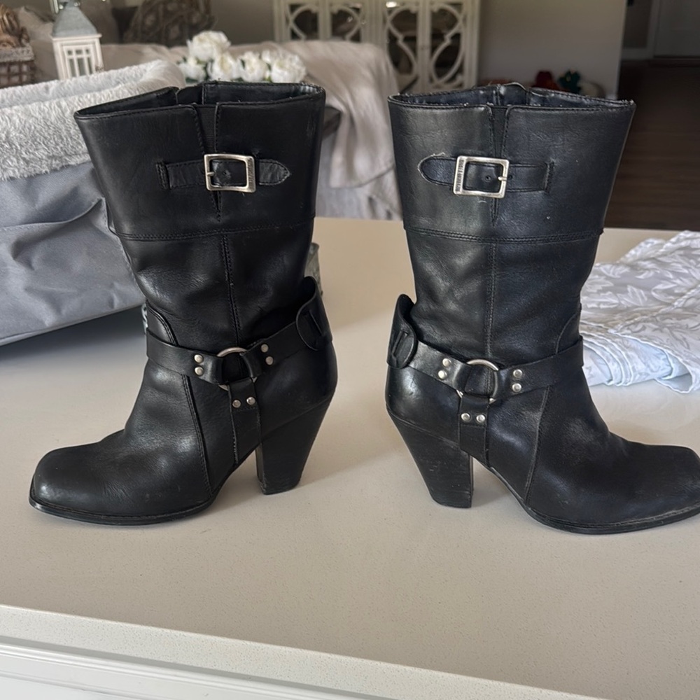 Harley-Davidson Black Heeled Boots with Buckle Details , sexy woman’s boots